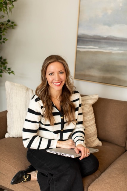 Lindsey Svir, Mortgage Loan Officer at Motto Mortgage Premier Pros in Fargo, helping homebuyers with FHA and VA loans.